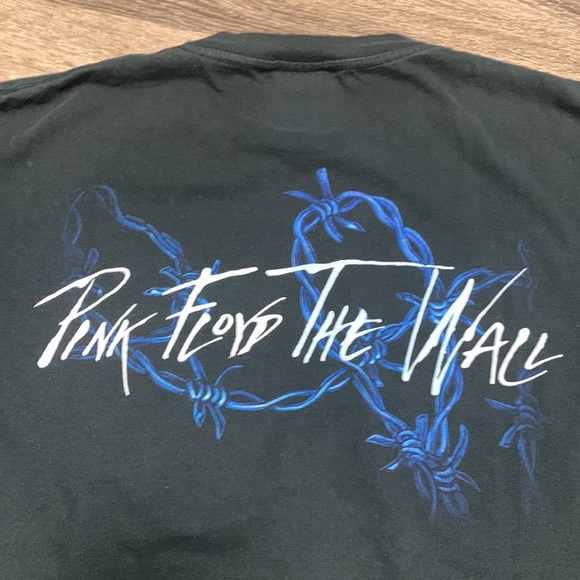 Vintage Pink Floyd “The Wall” t-shirt - Picture 8 of 9